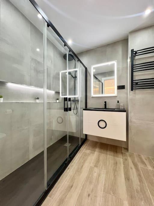 Carrera II & Old Town By Ele Apartments مالقة المظهر الخارجي الصورة