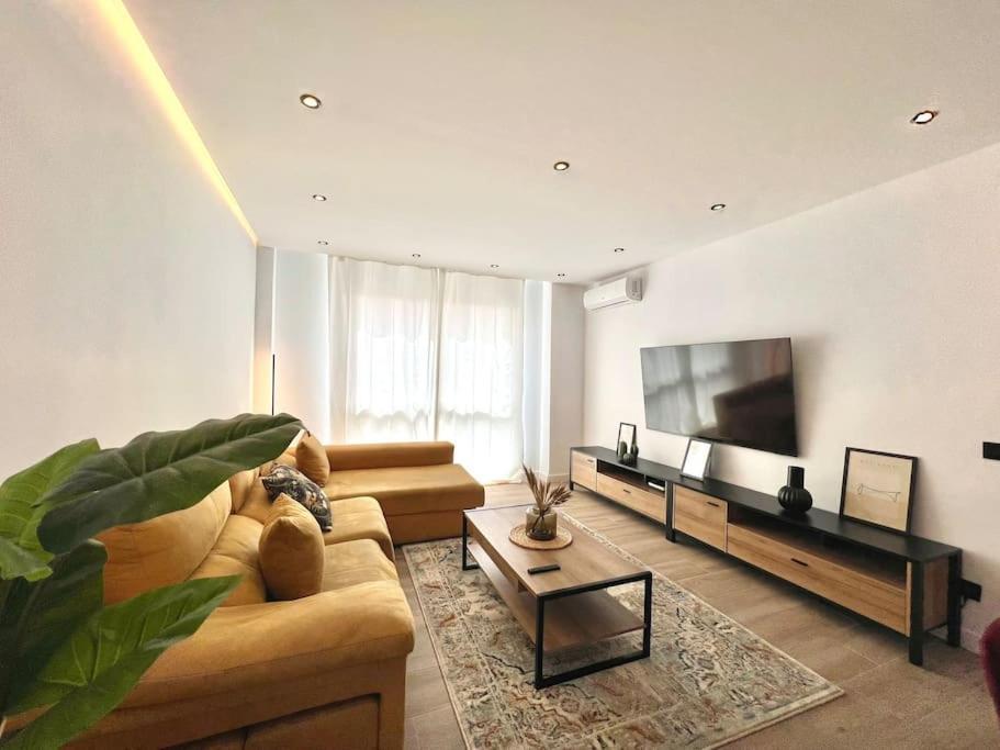 Carrera II & Old Town By Ele Apartments مالقة المظهر الخارجي الصورة